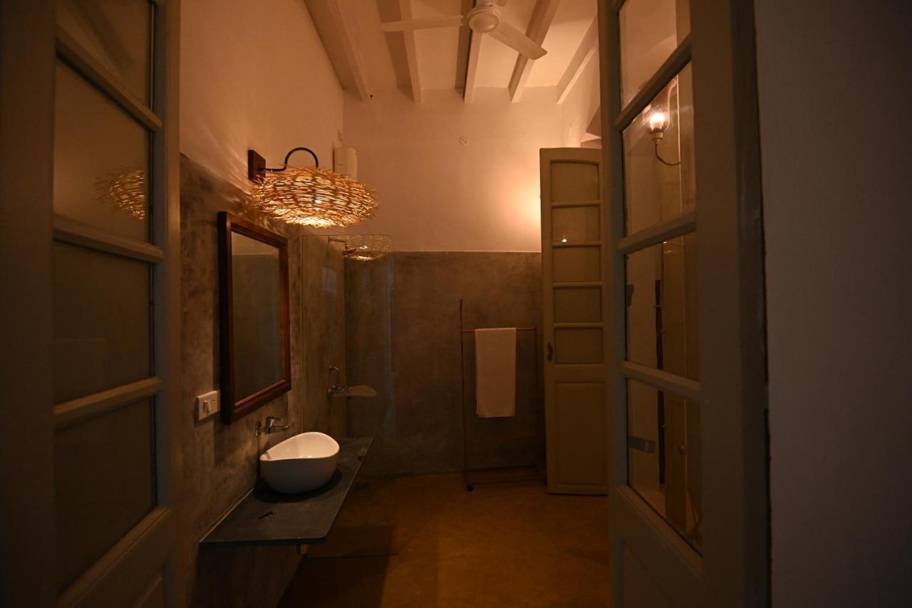 La Cedille - French Heritage House Puduccseri Kültér fotó
